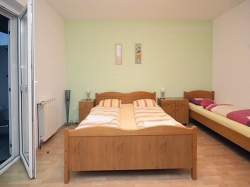 Apartmani Pansion Krivic Kaštel Gomilica