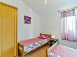 Apartmani Stanko Kustići (Otok Pag)