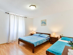 Apartmani Stanko Kustići (Otok Pag)