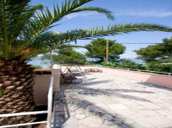 Apartments Villa Palma Arbanija (Island Ciovo)