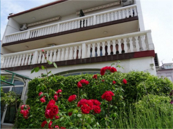 Apartments Villa Vesna - Family house apartments Crikvenica