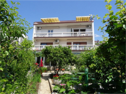 Apartments Villa Vesna - Family house apartments Crikvenica