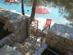 Apartments Zaga Milna (Island Brac)