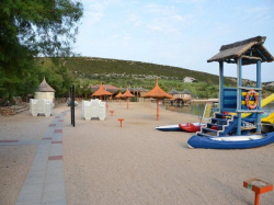 Apartments Tri Kugle Novalja (Island Pag)