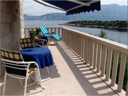 Apartments Villa Vania Povlja (Island Brac)