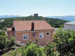 Apartments i sobe Bionda Senj Senj