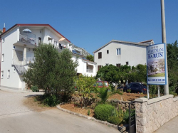 Apartments Barun  Starigrad (Paklenica)