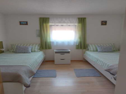 Apartments  Rusan, Bobovik Vir (Island Vir)